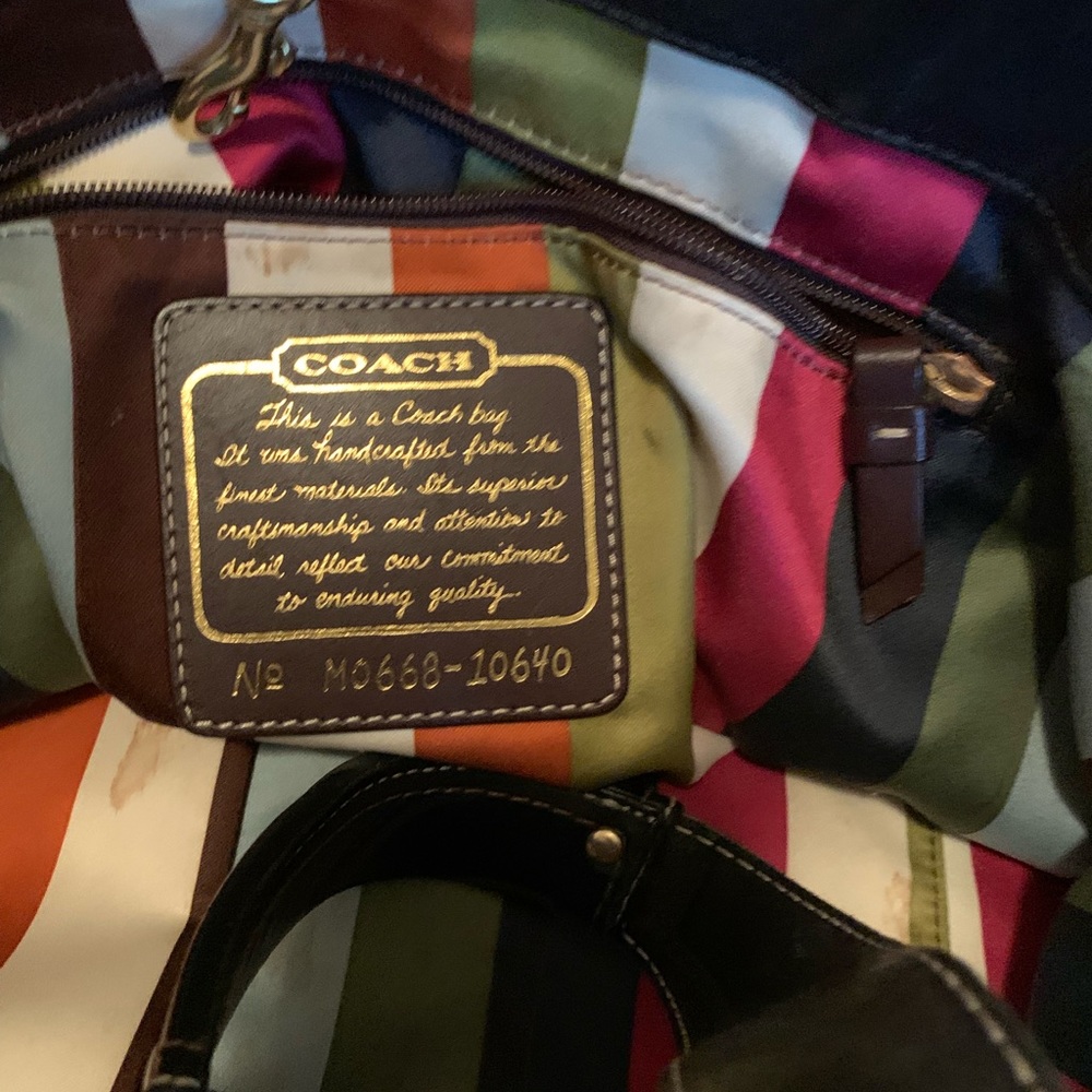 Coach - Picture 2 of 5